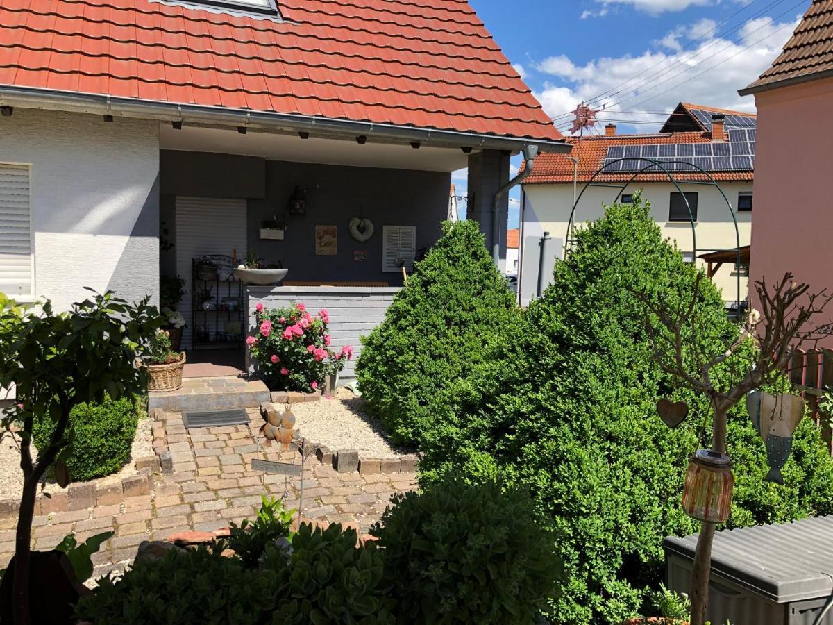 Ferien- Und Monteurswohnung Heilbrunnen Woerth am Rhein Buitenkant foto